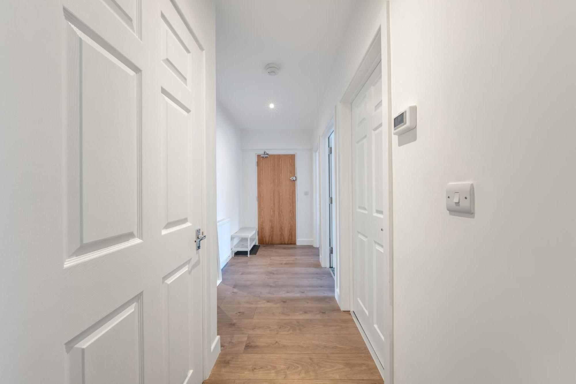 London Edgware Station Apartment Exterior photo
